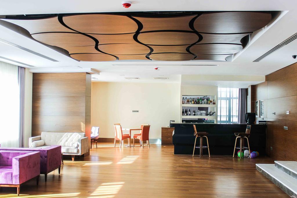 Hotel Houston Ankara Exteriör bild